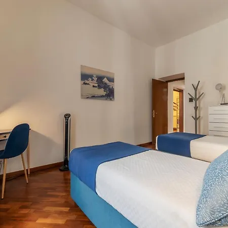 Guesthost - Castel Sant'angelo Design