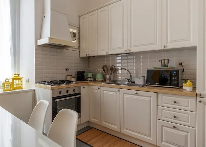 Guesthost - Castel Sant'angelo Design Apartamento Roma