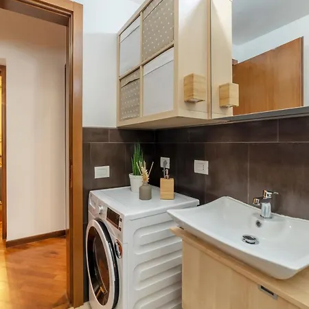 Guesthost - Castel Sant'angelo Design